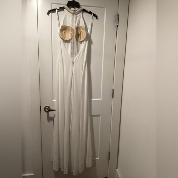 Ieena MacDuggal Beaded Halter Jersey Evening Gown Size 6 - Picture 5 of 10